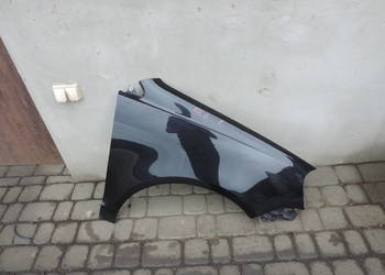 BŁOTNIK PRAWY PRZEDNI VOLKSWAGEN POLO 9N FL KOLOR LC9Z