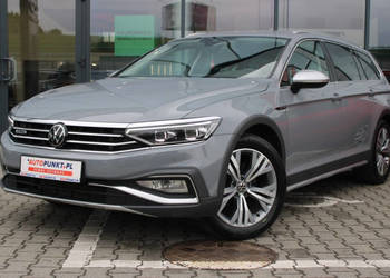 Volkswagen Passat, 2023r. FVAT23%, FullLED, Kamera, HAK, EL. Klapa, WEBASTO