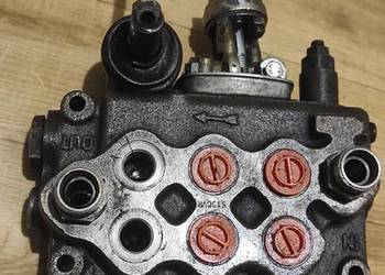 Rozdzielacz do podnoszenia, opuszczania do Fadromy Ł-072