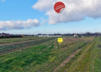 Grunt Kraków 4588 metrów