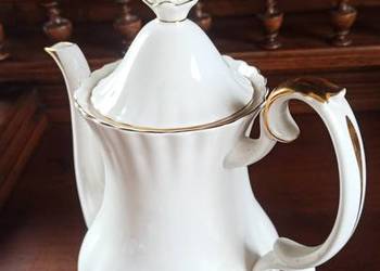 Dzbanek do kawy. Va'l Door. Royal Albert. England Dzbanek do kawy. Va'l Door. Royal Albert. England