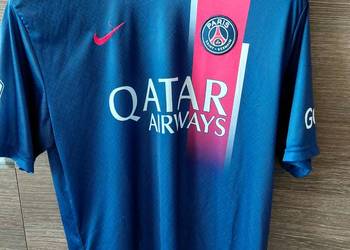 Sprzedam replikę koszulki klubu Paris Saint Germain Neymar