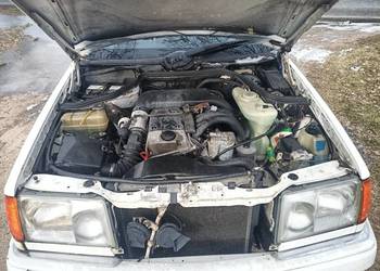 Mercedes s124 om605 w całości lub części . Zdrowy!
