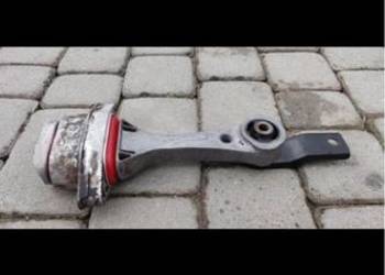 Poduszka łapa skrzyni 1.8t auq