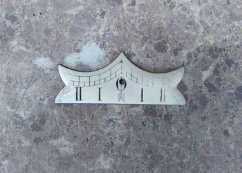 36 Wychylnik wahadła starego zegara tzw porcelanka