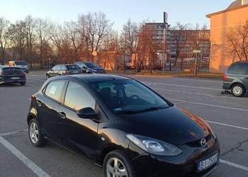 Mazda 2.   1.4 diesel. Pięciodrzwiowy. Niski przebieg.