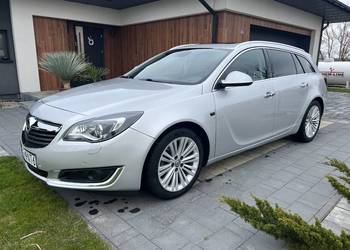 Bogata wersja, po serwisie, niski przebieg