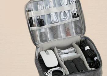 Torba, etui, organizer na kable,  ładowarki do telefonów.