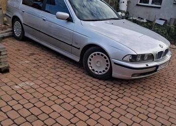 BMW E39 528I 2000R