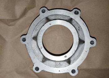 Pokrywa środkowa dyferencjału z napędem na koło wózka Dniepr16 MT12