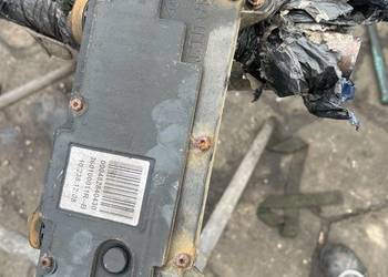 Mechanizm hamulca ręcznego Renault Latitude