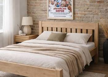 Łóżko z litego drewna dębowego