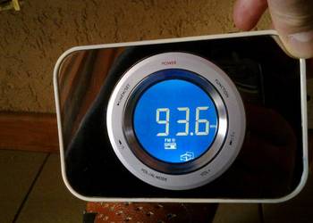 Clock Radio FM Dock for iPod iPhone