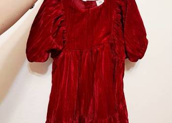 Czerwona sukienka wizytowa dla dziewczynki