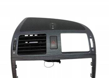 KRATKI NAWIEWU  RAMKA T27 ŚRODKOWA DESKI  Toyota Avensis III (2009-)