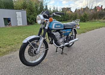 Suzuki GT250 (nie jawa wsk shl junak honda yamaha) Suzuki GT250 (nie jawa wsk shl junak honda yamaha)