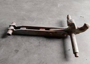 Zaczep dolny hitch do Ursus C-360 oryginał nie ciagnik C-330 MF