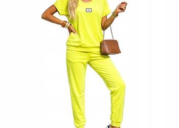 Dres damski welurowy komplet sportowy bluza spodnie kieszenie naszywka