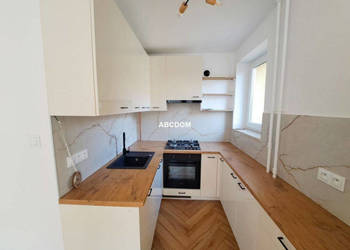 Azory -3-pokojowe mieszkanie po genralnym remoncie