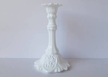 Świecznik lattimo nr 409 (ok.17 cm), Ząbkowice, kolorowe szkło PRL