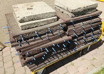 Płyty / maty na plac zabaw – 32 szt. – stan bardzo dobry