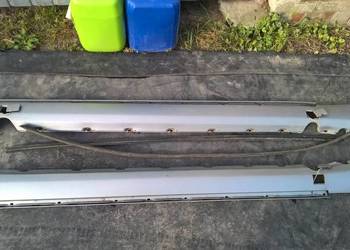 Listwy na progi zaślepki lewarka Mercedes W124 kombi 744