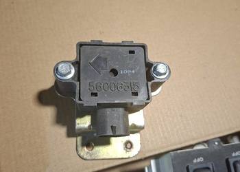 Czujnik uderzenia Jeep Grand Cherokee facelift ZJ 1997 56006315 Czujnik uderzenia Jeep Grand Cherokee facelift ZJ 1997 56006315