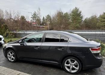 Toyota Avensis z 2009 r. AUTOMAT 1,8 benzyna + GAZ