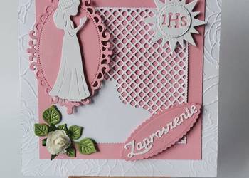 ZAPROSZENIA KOMUNIA DZIEWCZYNKA  W RAMCE KORONKOWEJ K4 RÓŻ - BIEL