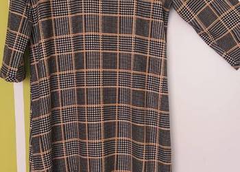 L Przemiła nowa sukienka z falbanką Butik