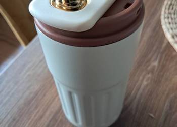 nowy kubek termiczny 410 ml ze wskaźnikiem temperatury brak pudełka i metki