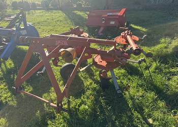 Przewracarka przetrząsacz karuzelowy pająk do siana słomy przewracarki Przewracarka przetrząsacz karuzelowy pająk do siana słomy przewracarki