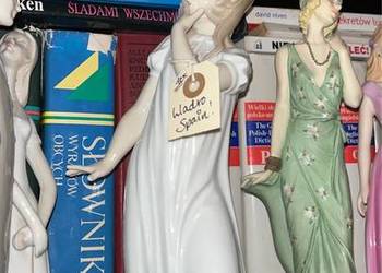 Figurka Ziewająca dziewczynka NAO 1992r. Lladro. Spain