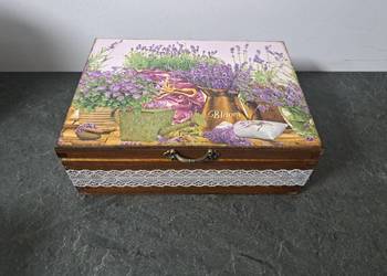 Herbaciarka szkatułka lawenda vintage z koronką