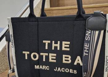 Torebka The tote bag, Marc jacobs,  pojemna, czarna, beż, materiał .