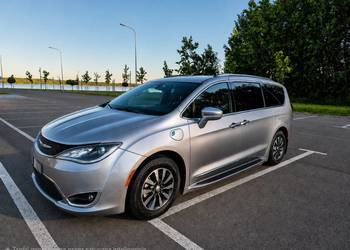Sprzedam chrysler pacyfika touring L
