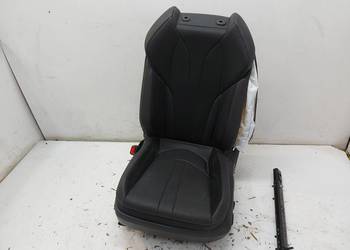 LEXUS RX500H V 5 2023-  FOTEL LEWY PRZÓD 