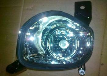 Toyota Avensis -2006 halogen lewy nowy