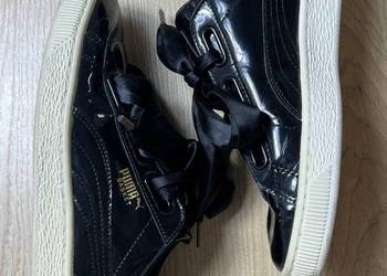 Buty Puma sneakersy Basket Heart Patent damskie czarne 40