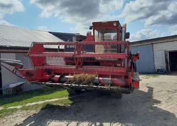 Kombajn zbożowy massey ferguson 560