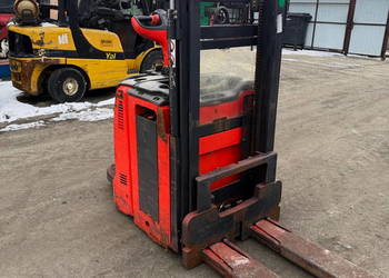 paleciak elektryczny z masztem LINDE D12AP podnoszenie 2m 4100mtg 2017