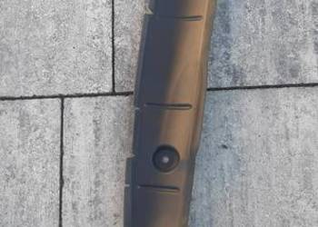 Panel wykończeniowy błotnika wyciszenie audi A1 GB  lewa strona 82A821111