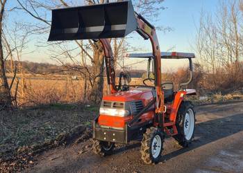 Traktorek KUBOTA GL200D 20KM 4×4 Wspomaganie Kierownicy, Tur FL-300