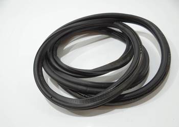 USZCZELKA KLAPY BAGAŻNIKA BMW E91 LCI 7119038