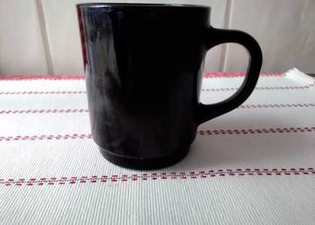 Czarne kubeczki z uchem