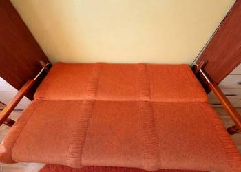 Kanapa rozkladana do spania – pojemnik na pościel