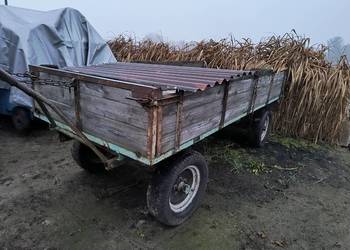 Przyczepa lekka, drewniana do ciągnika