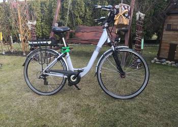 Sprzedam rower elektryczny damski