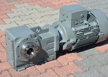 Motoreduktor kątowy 11kw. 218obr./min. SIEMENS