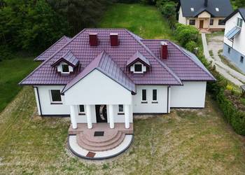 Sprzedam nowy dom o charakterze DWORKA